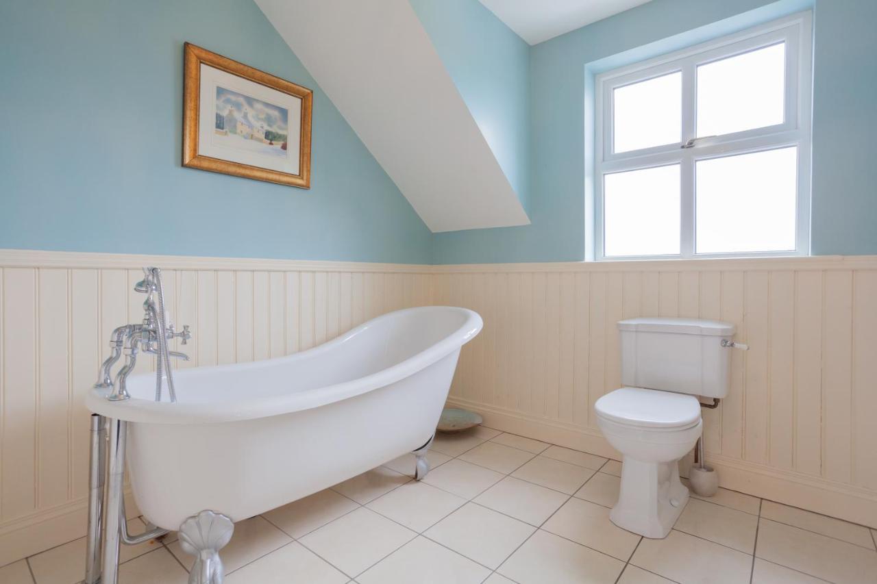 Villa Beautiful Mountain Views & Private Hot Tub Kilcoo Exterior foto