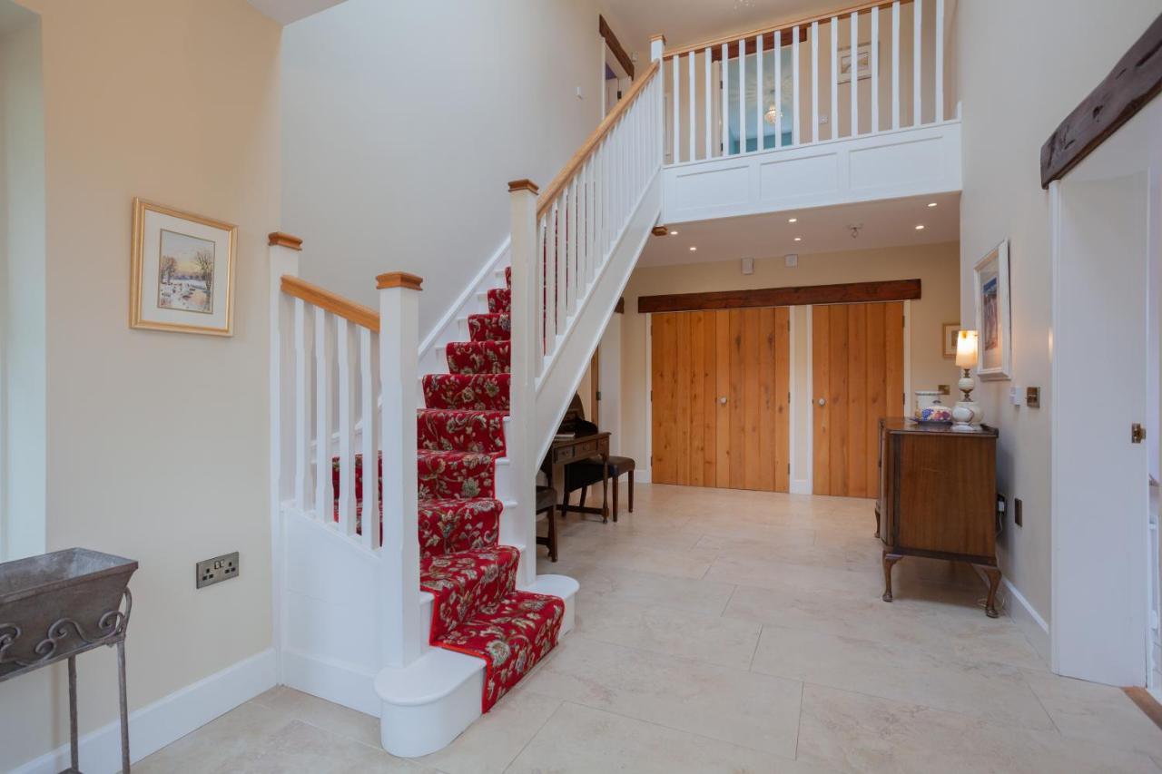 Villa Beautiful Mountain Views & Private Hot Tub Kilcoo Exterior foto